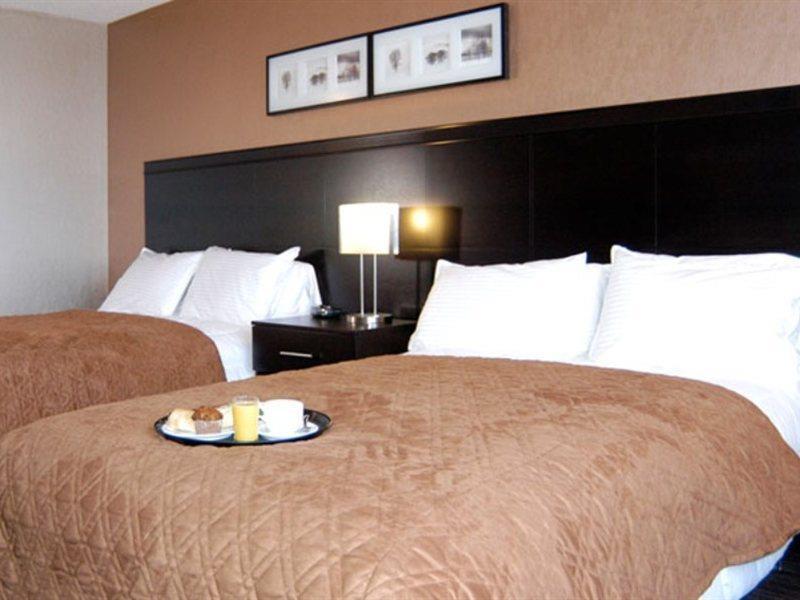 Travelodge By Wyndham Quebec City Hotel & Convention Centre Kültér fotó